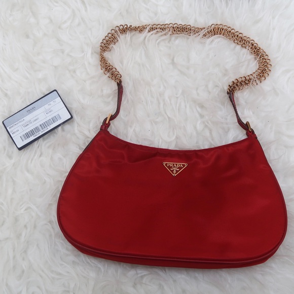 prada chain strap shoulder bag